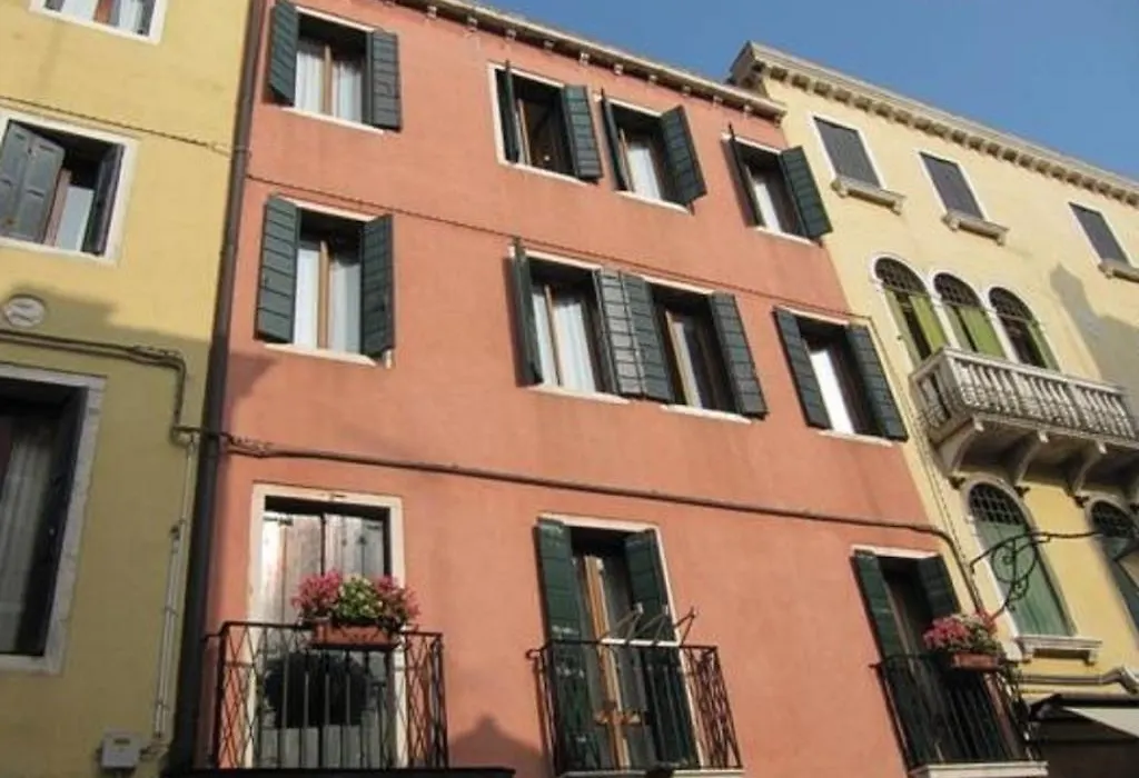 Hotel Minerva & Nettuno-1